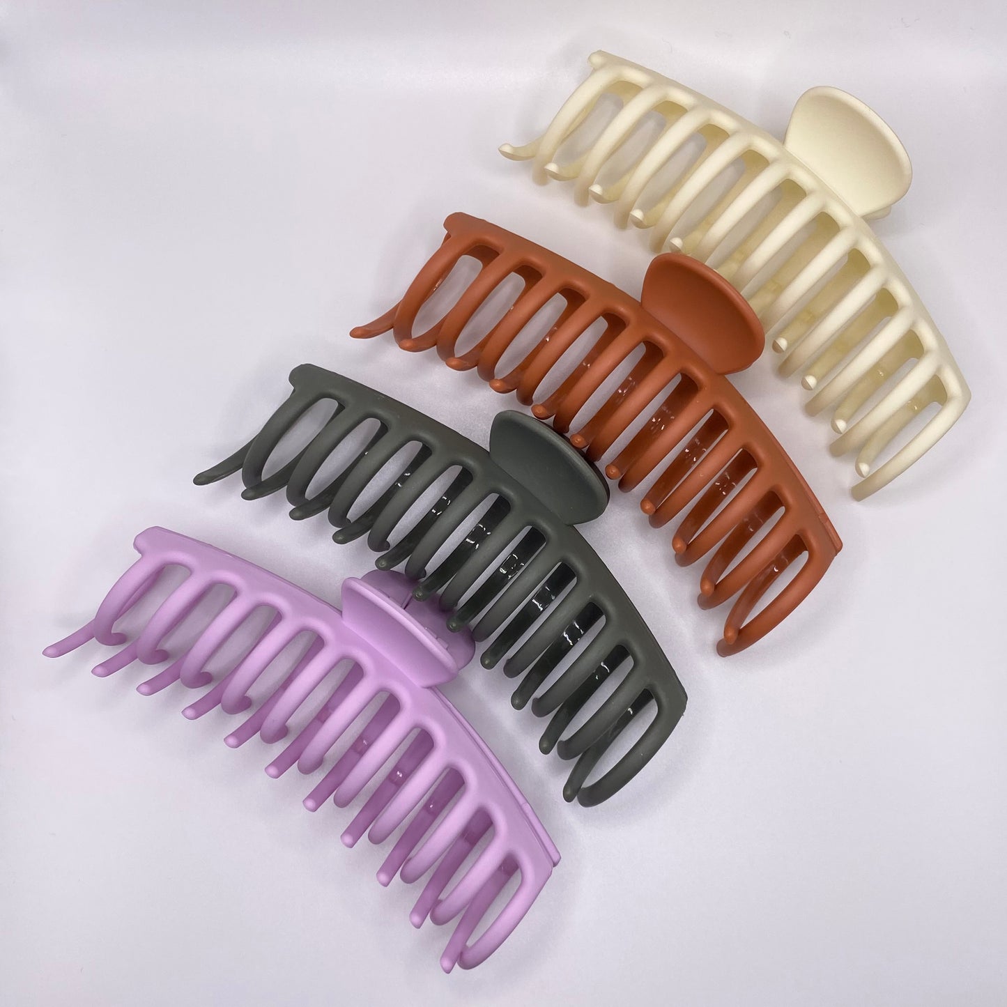 Large hair clip