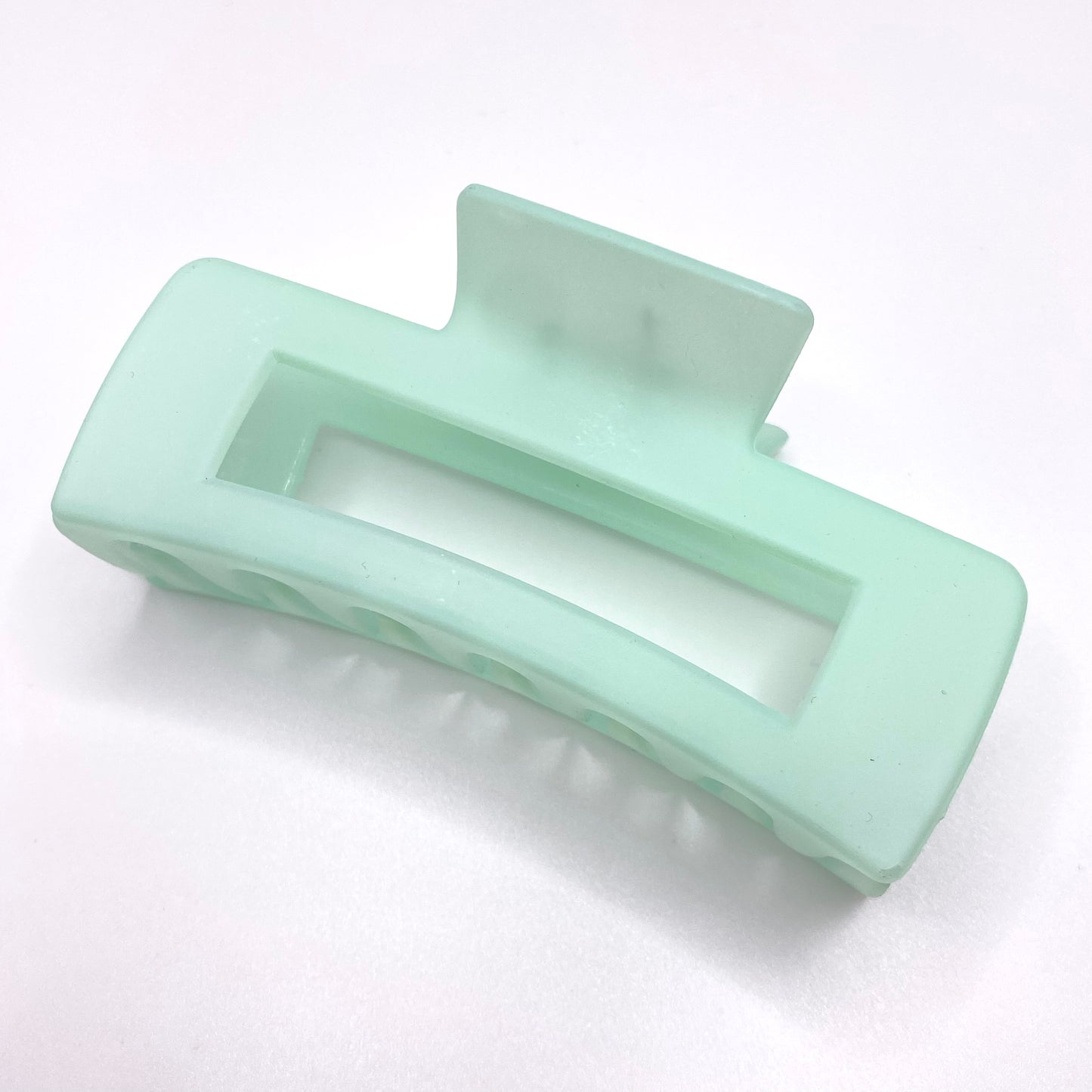 Matte hair clip